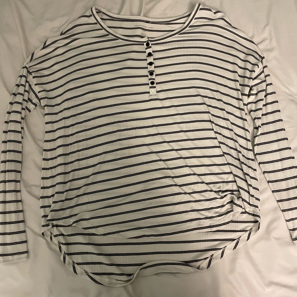 American Eagle Ribbed Button Down Top